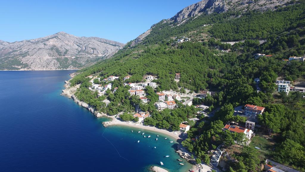 Apartments Villa Astra & Pinija Брела Екстер'єр фото